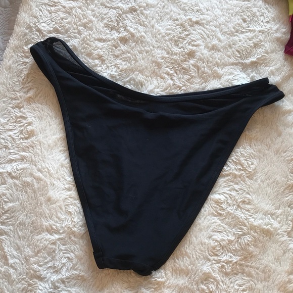 Forever 21 Black Bathing Suit Bottom - Size L - Picture 2 of 4